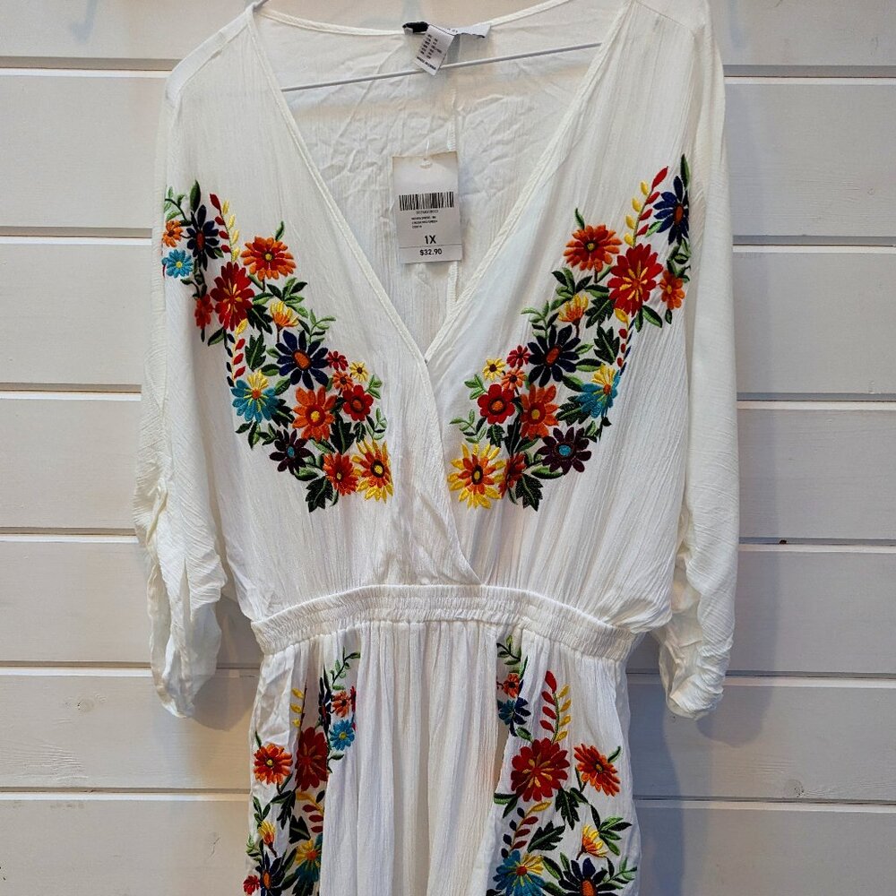 Embroidered Beach Cover